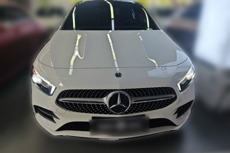 Used Mercedes-Benz A-Class 2022 Revised Version A 200 L Sport Sedan Fashionable Style Front