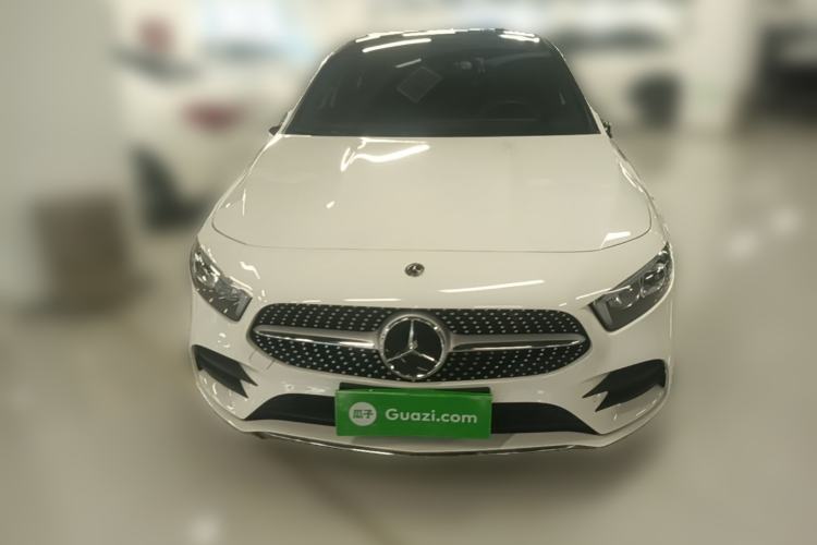 Used Mercedes-Benz A-Class 2022 Revised Version A 200 L Sport Sedan Fashionable Style Front