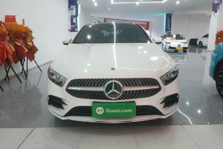 Used Mercedes-Benz A-Class 2022 Revised Version A 200 L Sport Sedan Fashionable Style Front