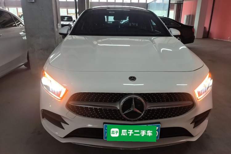 Used Mercedes-Benz A-Class 2022 Revised Version A 200 L Sport Sedan Fashionable Style Front