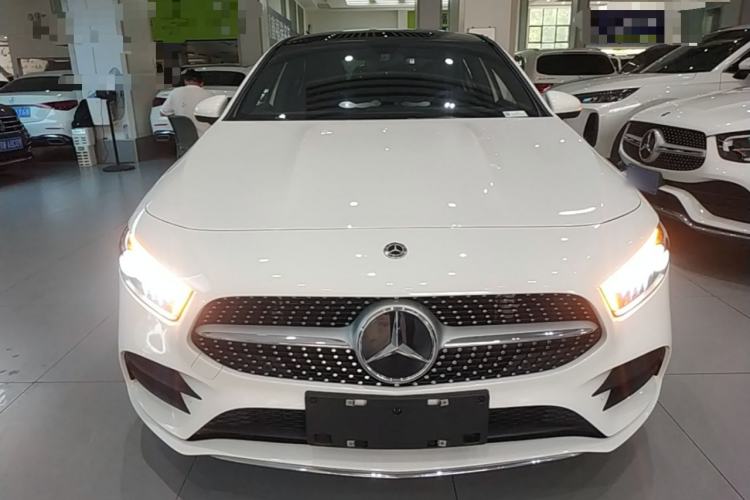 Used Mercedes-Benz A-Class 2022 Second Facelift A 200 L Sport Sedan Fashion Version Front