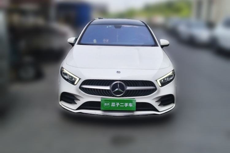 Used Mercedes-Benz A-Class 2022 Revised Version A 200 L Sport Sedan Fashionable Style Front