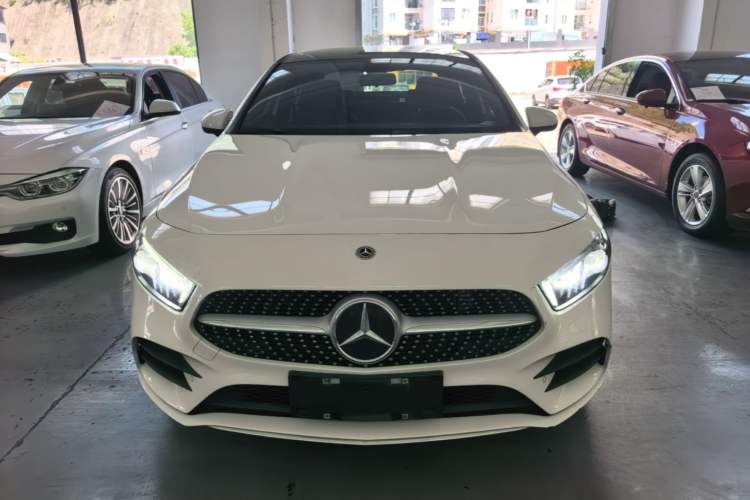Used Mercedes-Benz A-Class 2022 Second Facelift A 200 L Sport Sedan Fashion Version Front