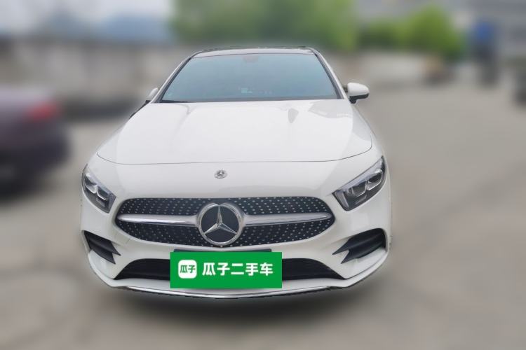 Used Mercedes-Benz A-Class 2022 Revised Version A 200 L Sport Sedan Fashionable Style Front
