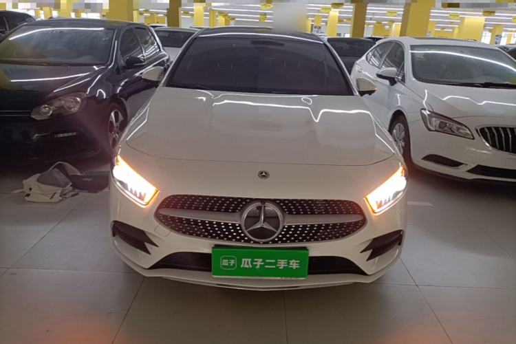 Used Mercedes-Benz A-Class 2022 Revised Version A 200 L Sport Sedan Fashionable Style Front