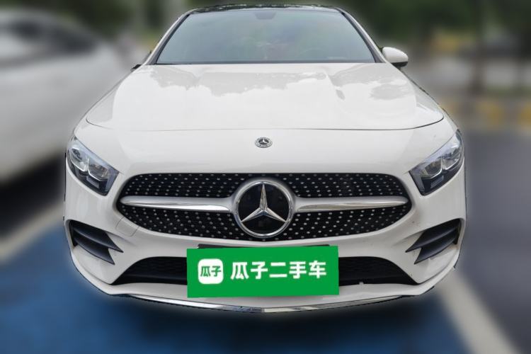 Used Mercedes-Benz A-Class 2022 Revised Version A 200 L Sport Sedan Fashionable Style Front
