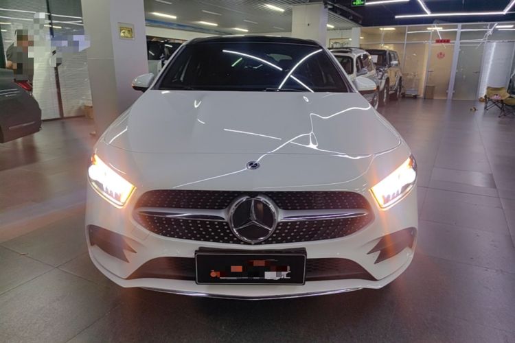 Used Mercedes-Benz A-Class 2022 Second Facelift A 200 L Sport Sedan Fashion Version Front