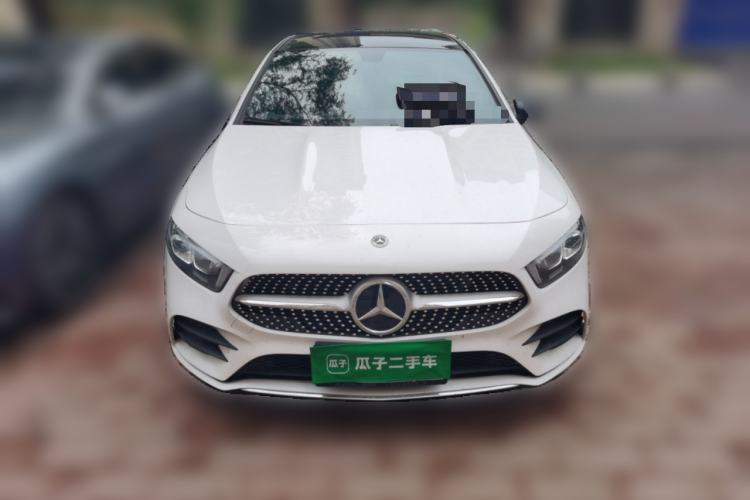 Used Mercedes-Benz A-Class 2022 Revised Version A 200 L Sport Sedan Fashionable Style Front
