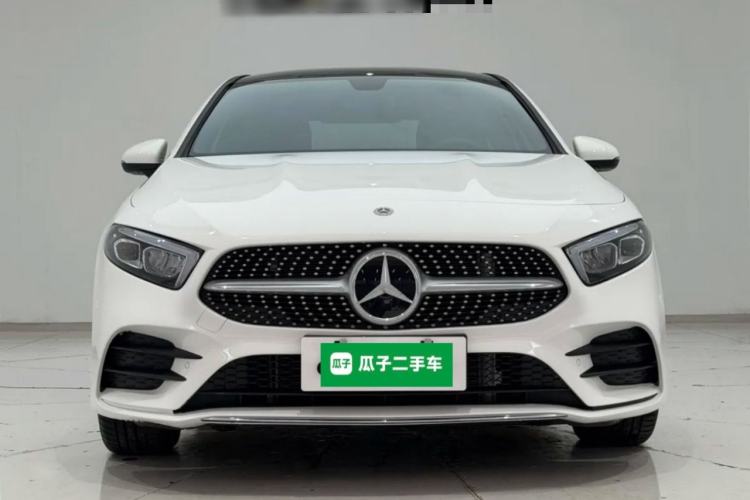 Used Mercedes-Benz A-Class 2022 Revised Version A 200 L Sport Sedan Fashionable Style Front