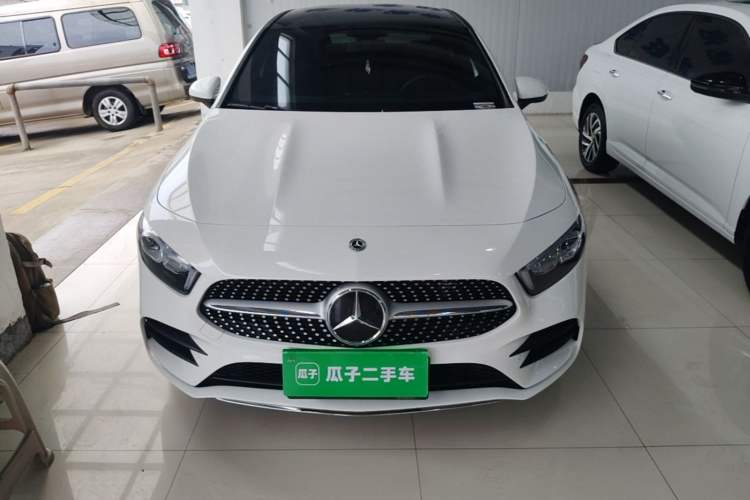 Used Mercedes-Benz A-Class 2022 Revised Version A 200 L Sport Sedan Fashionable Style Front
