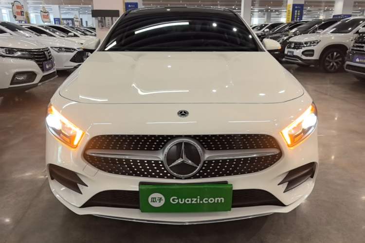 Used Mercedes-Benz A-Class 2022 Second Facelift A 200 L Sport Sedan Fashion Version Front