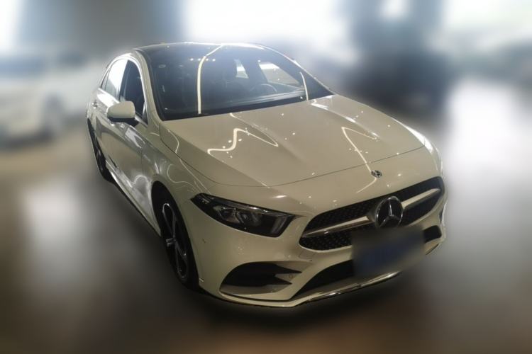 Used Mercedes-Benz A-Class 2022 Revised Version A 200 L Sport Sedan Fashionable Style Front Right 45 Deg