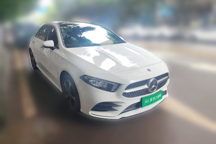 Used Mercedes-Benz A-Class 2022 Second Facelift A 200 L Sport Sedan Fashion Version Front Right 45 Deg