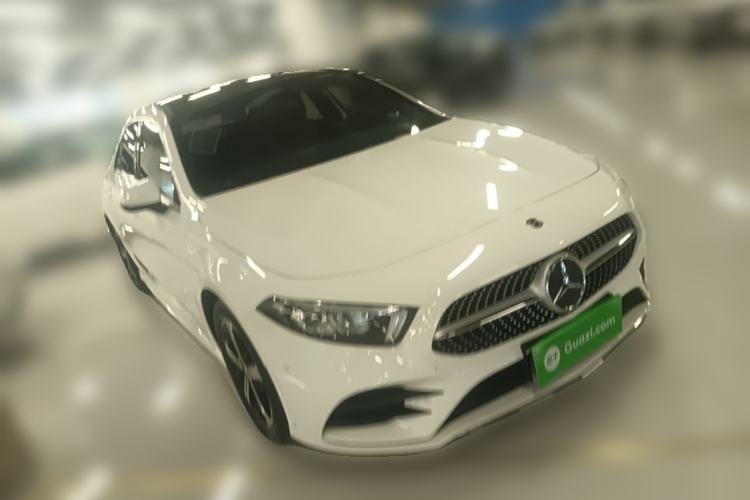 Used Mercedes-Benz A-Class 2022 Revised Version A 200 L Sport Sedan Fashionable Style Front Right 45 Deg