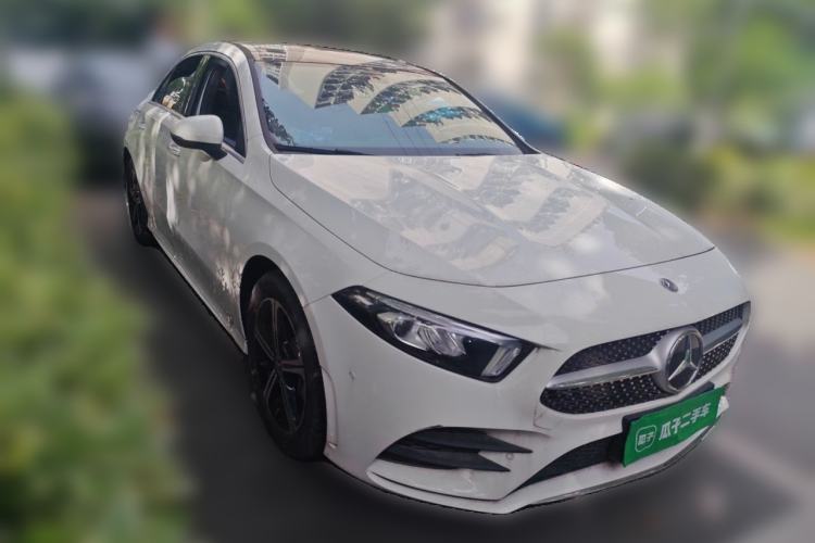 Used Mercedes-Benz A-Class 2022 Second Facelift A 200 L Sport Sedan Fashion Version Front Right 45 Deg