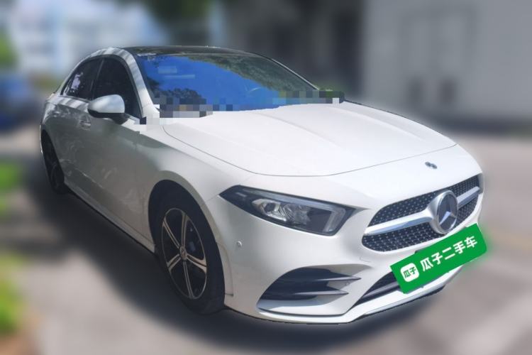 Used Mercedes-Benz A-Class 2022 Second Facelift A 200 L Sport Sedan Fashion Version Front Right 45 Deg
