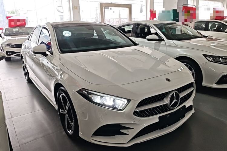 Used Mercedes-Benz A-Class 2022 Second Facelift A 200 L Sport Sedan Fashion Version Front Right 45 Deg