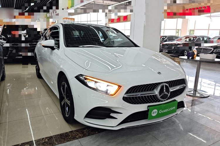 Used Mercedes-Benz A-Class 2022 Revised Version A 200 L Sport Sedan Fashionable Style Front Right 45 Deg