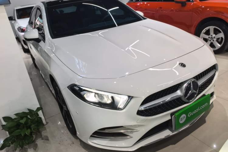 Used Mercedes-Benz A-Class 2022 Second Facelift A 200 L Sport Sedan Fashion Version Front Right 45 Deg
