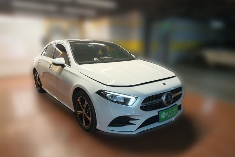 Used Mercedes-Benz A-Class 2022 Second Facelift A 200 L Sport Sedan Fashion Version Front Right 45 Deg