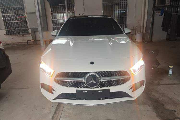 Used Mercedes-Benz A-Class 2022 Restyled A 200 L Sport Sedan Fashion Version Front