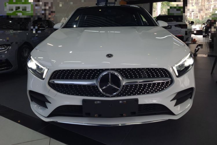 Used Mercedes-Benz A-Class 2022 Revised Version A 200 L Sport Sedan Fashionable Style Front