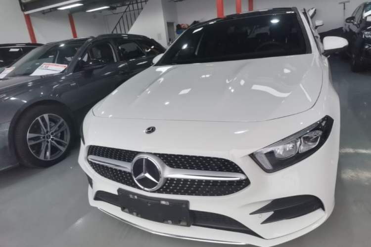 Used Mercedes-Benz A-Class 2022 A 200 L Sport Sedan Fashion Model Front