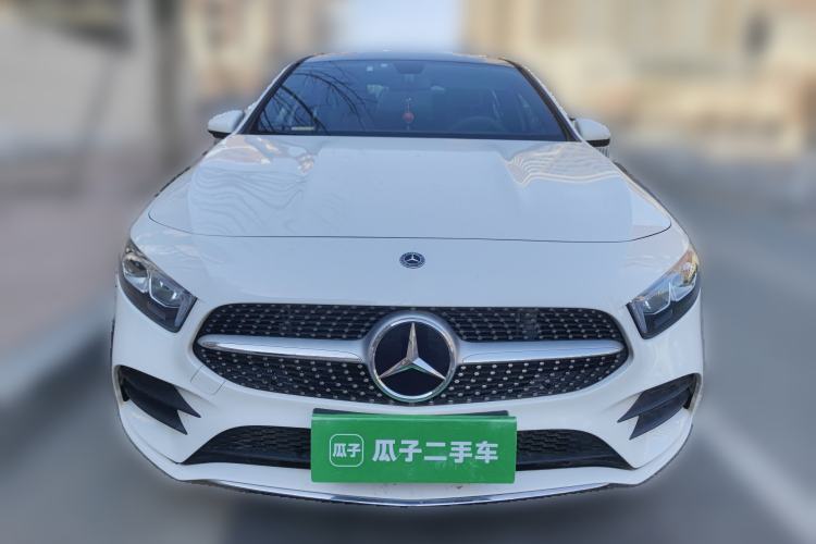 Used Mercedes-Benz A-Class 2022 Revised Version A 200 L Sport Sedan Fashionable Style Front