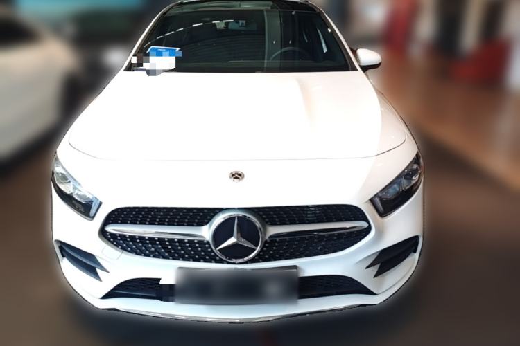 Used Mercedes-Benz A-Class 2022 Revised Version A 200 L Sport Sedan Fashionable Style Front