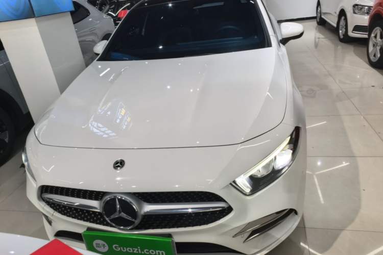 Used Mercedes-Benz A-Class 2022 Second Facelift A 200 L Sport Sedan Fashion Version Front