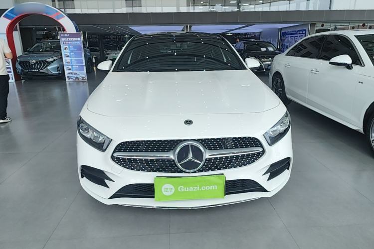 Used Mercedes-Benz A-Class 2022 Revised Version A 200 L Sport Sedan Fashionable Style Front