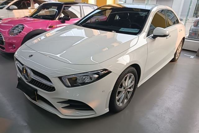 Używany Mercedes-Benz A-Class 2022 A 200 L Sport Sedan Dynamic Model