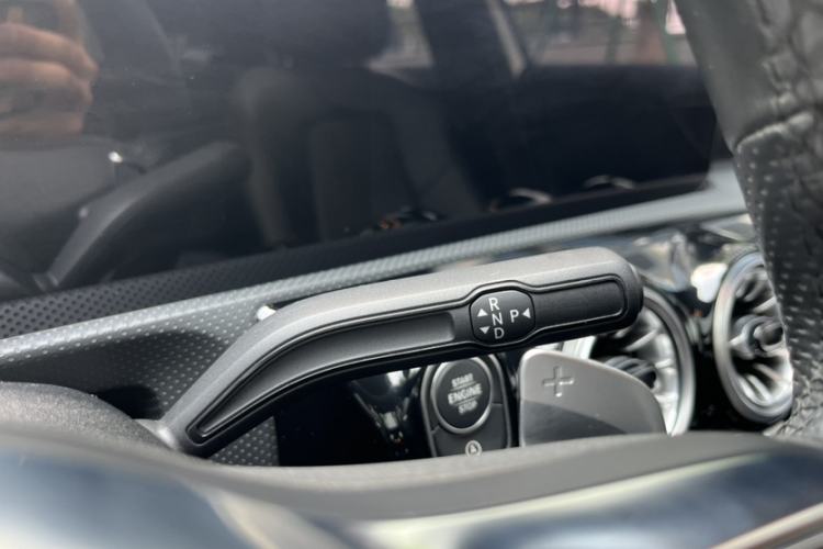 Used Mercedes-Benz A-Class 2022 Restyled A 200 L Sport Sedan Fashion Version Gear Lever