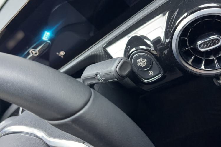 Used Mercedes-Benz A-Class 2022 A 200 L Sport Sedan Dynamic Model Gear Lever