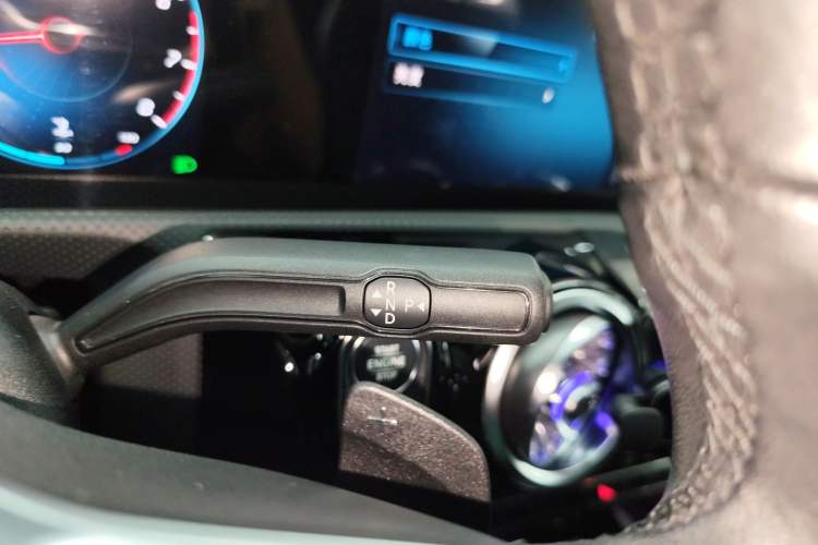 Used Mercedes-Benz A-Class 2022 Restyled A 180 L Sport Sedan Gear Lever
