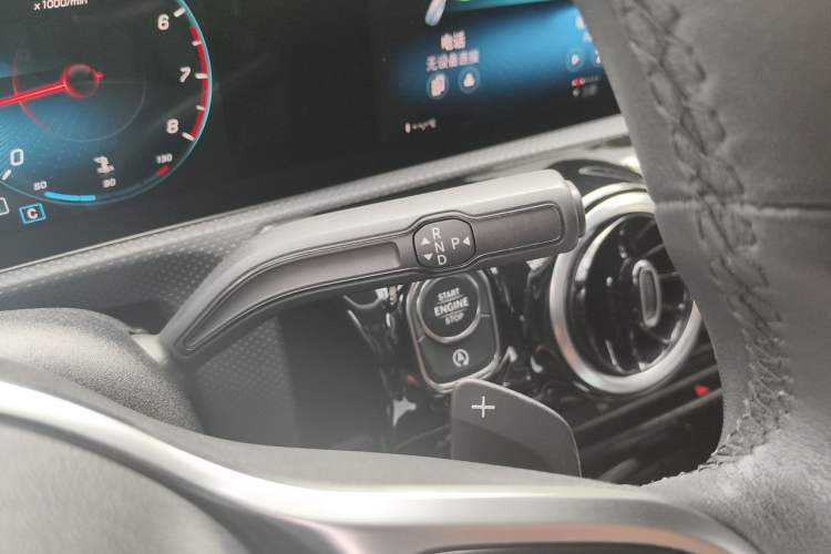 Used Mercedes-Benz A-Class 2022 A 200 L Sport Sedan Dynamic Model Gear Lever