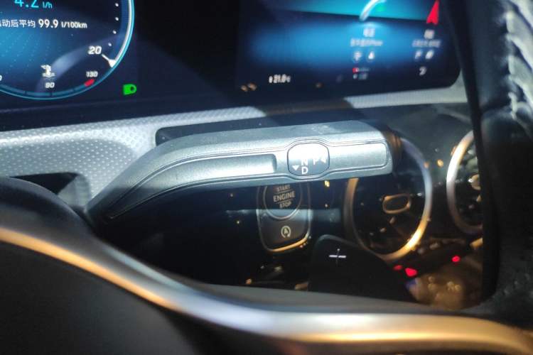 Used Mercedes-Benz A-Class 2022 Restyled A 180 L Sport Sedan Gear Lever