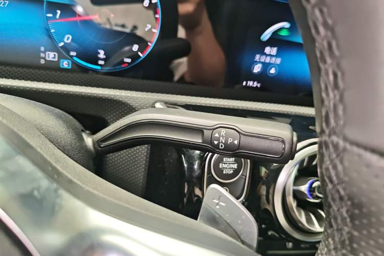 Used Mercedes-Benz A-Class 2022 Restyled A 200 L Sport Sedan Fashion Version Gear Lever