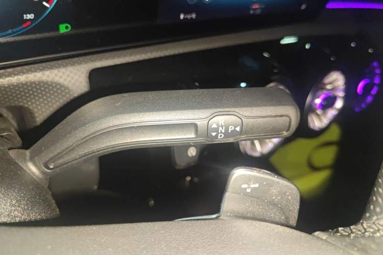 Used Mercedes-Benz A-Class 2022 A 200 L Sport Sedan Fashion Model Gear Lever