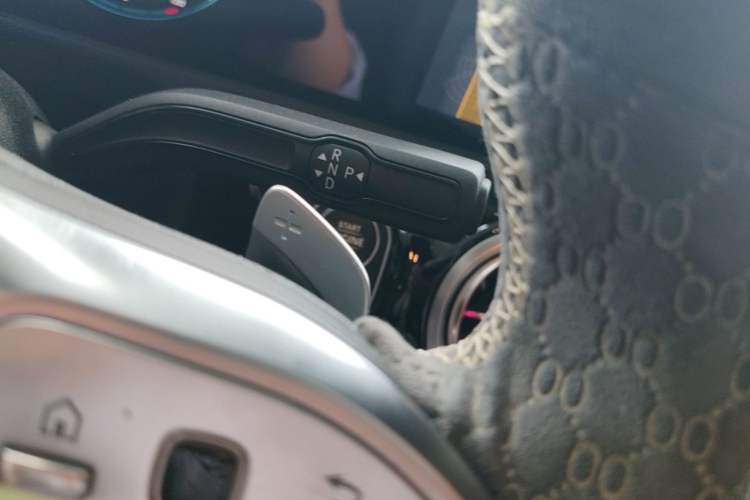 Used Mercedes-Benz A-Class 2022 Restyled A 200 L Sport Sedan Fashion Version Gear Lever