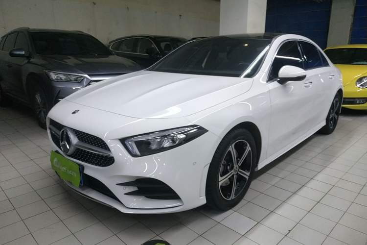 Used Mercedes-Benz A-Class 2022 Revised Version A 200 L Sport Sedan Fashionable Style Guazi used car, China used car export, Used car for sale, Used  cars, Cheapest cars for sale