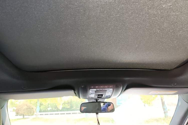 Used Mercedes-Benz A-Class 2022 Revised Version A 200 L Sport Sedan Fashionable Style Headliner