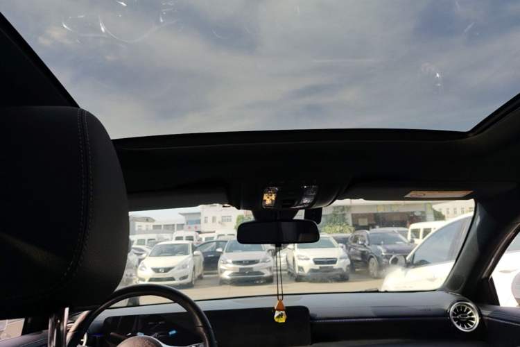 Used Mercedes-Benz A-Class 2022 Revised Version A 200 L Sport Sedan Fashionable Style Headliner