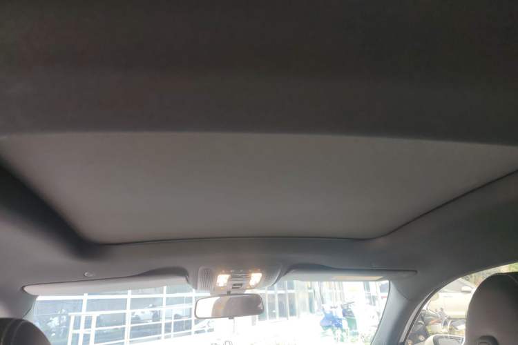 Used Mercedes-Benz A-Class 2022 Revised Version A 200 L Sport Sedan Fashionable Style Headliner
