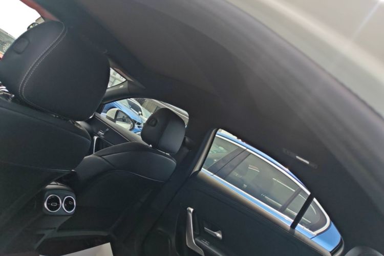 Used Mercedes-Benz A-Class 2022 Revised Version A 200 L Sport Sedan Fashionable Style Headliner