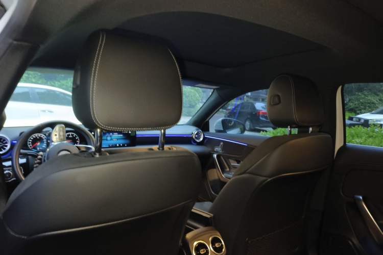 Used Mercedes-Benz A-Class 2022 Revised Version A 200 L Sport Sedan Fashionable Style Headliner