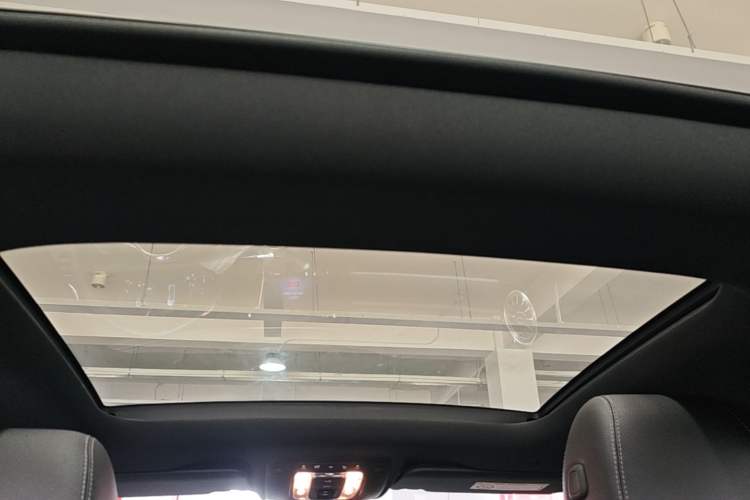 Used Mercedes-Benz A-Class 2022 Second Facelift A 200 L Sport Sedan Fashion Version Headliner