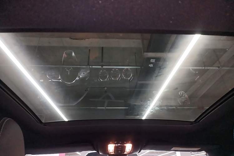 Used Mercedes-Benz A-Class 2022 Revised Version A 200 L Sport Sedan Fashionable Style Headliner