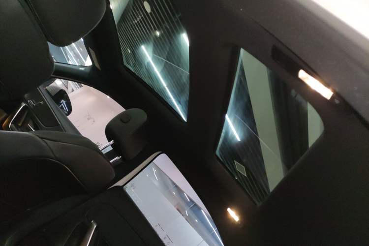 Used Mercedes-Benz A-Class 2022 Revised Version A 200 L Sport Sedan Fashionable Style Headliner