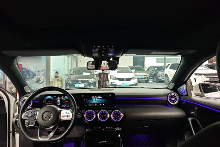 Used Mercedes-Benz A-Class 2022 Revised Version A 200 L Sport Sedan Fashionable Style Headliner